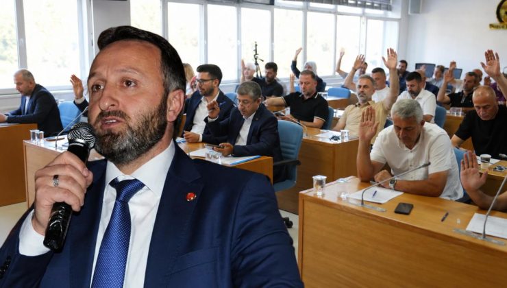 Kredi Rakamları Gündem Oldu: Çelik’ten Belediyeye Soru